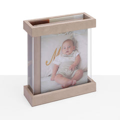Set fotografico professionale Kit Martina, composto da album con copertina personalizzabile e box espositore in plexiglass, ideale per mostrare i ricordi migliori.